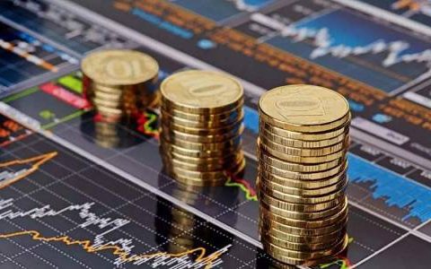 “b1喊单EOS，关注EOS投资动向”