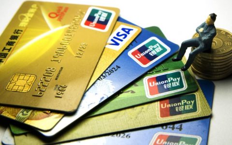 “18小时喊单直播室，全天候交易攻略”